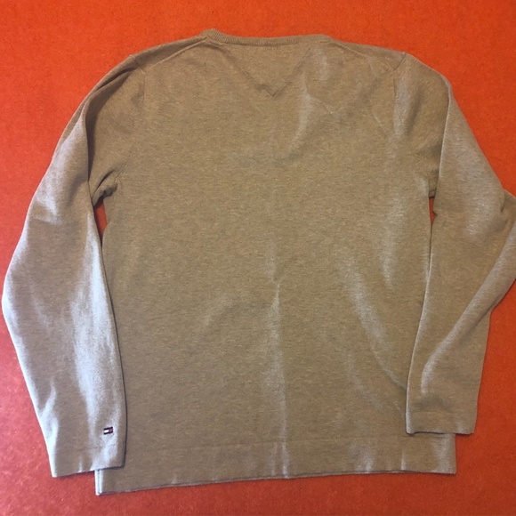 Vintage Tommy Hilfiger light brown tan V-neck sweater VGUC - Picture 5 of 5